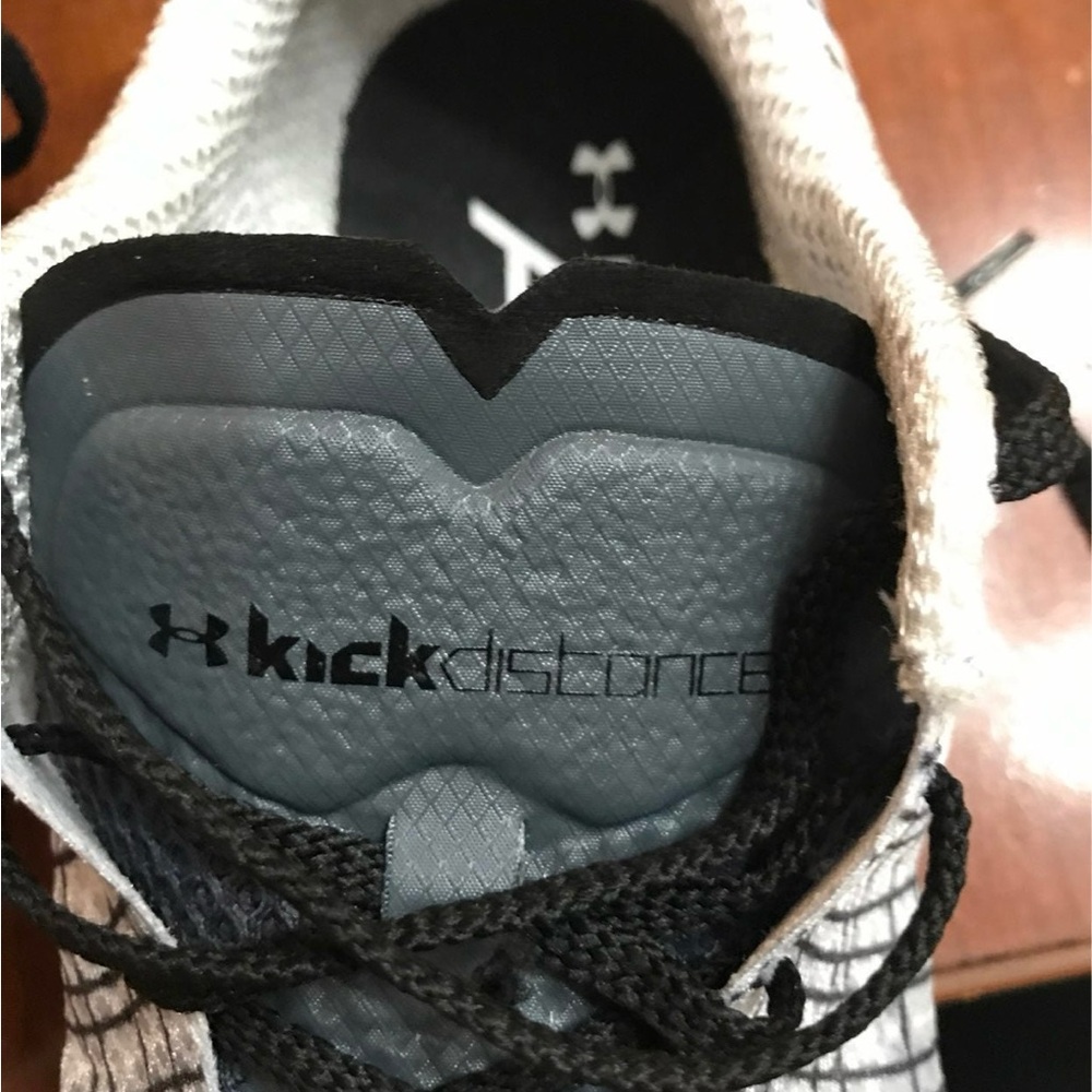 Under Armour Kick Distance 3 track w/spikes size 9.5 - Picture 6 of 8